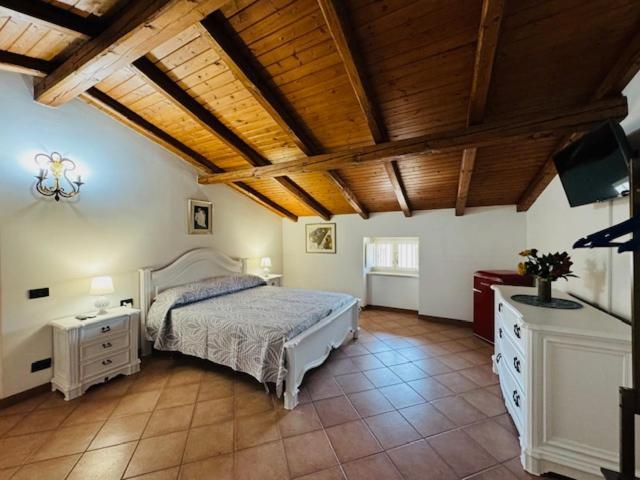 Casa Pepe - Fondi Vertice Rooms Luaran gambar
